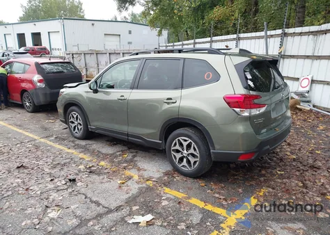 2021 Subaru Forester Premium из США, поврежденный, VIN JF2SKAFCXMH425762
